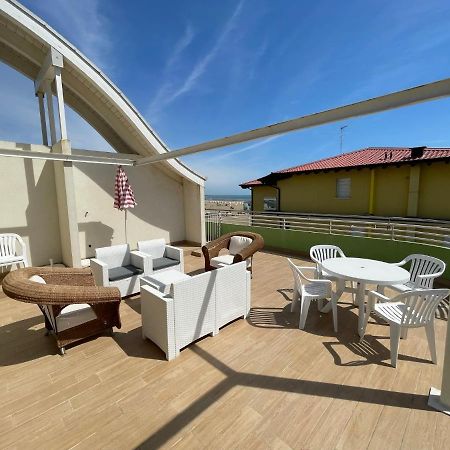 Residence Gianka - Agenzia Cocal カオルレ エクステリア 写真