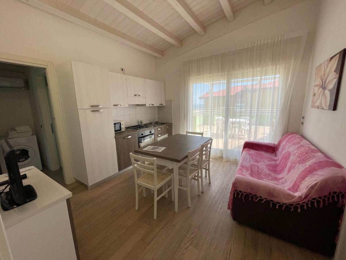 Residence Gianka - Agenzia Cocal カオルレ エクステリア 写真